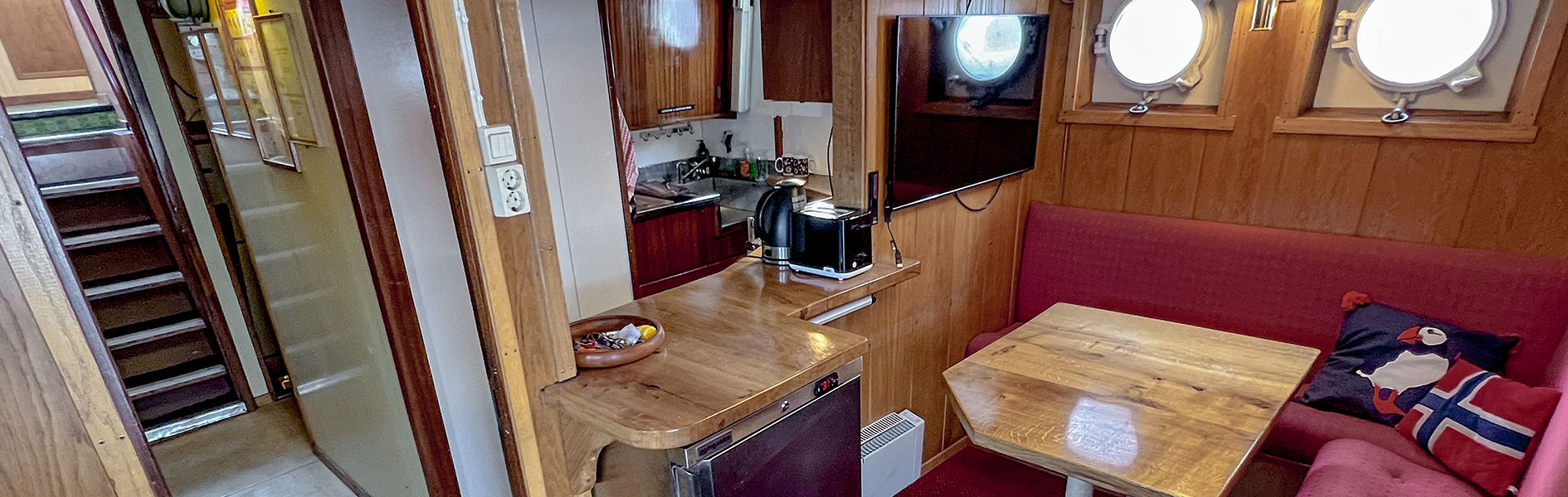 Comfortable and Practical Accommodation on the MV Jorgen Amundsen